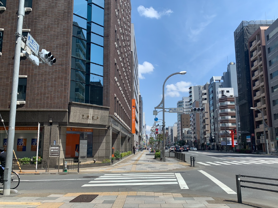東上野三丁目の信号